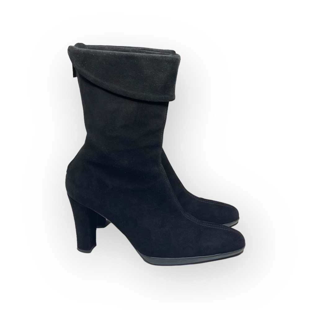 Aquatalia ⌘ Fold Over Suede Heeled Slouchy Boots ⌘ Back Zipper ⌘ Black 6.5M - Picture 3 of 16